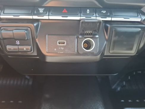 Used 2020 Chevrolet Silverado 2500 W/T RWD image 30