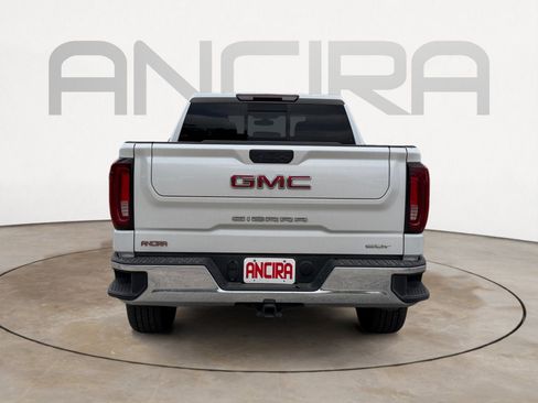 Used 2022 GMC Sierra 1500 SLT RWD image 8
