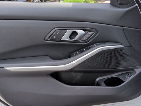 Used 2025 BMW 330i 330i w/ Convenience Package image 14