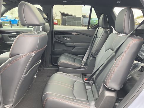 New 2025 Honda Pilot TrailSport image 35