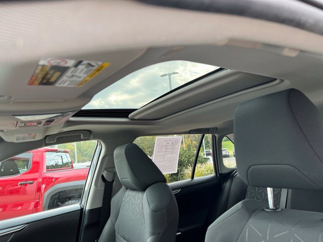 Used 2024 Toyota RAV4 XLE w/ Convenience Package AWD/4WD image 26
