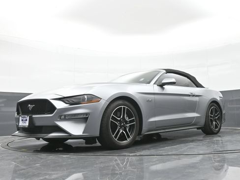 Used 2022 Ford Mustang GT Premium w/ Equipment Group 401A RWD image 28
