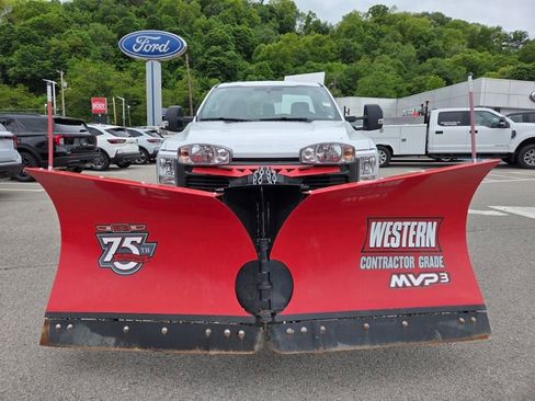 New 2026 Ford F250 XL w/ XL Chrome Package AWD/4WD image 2