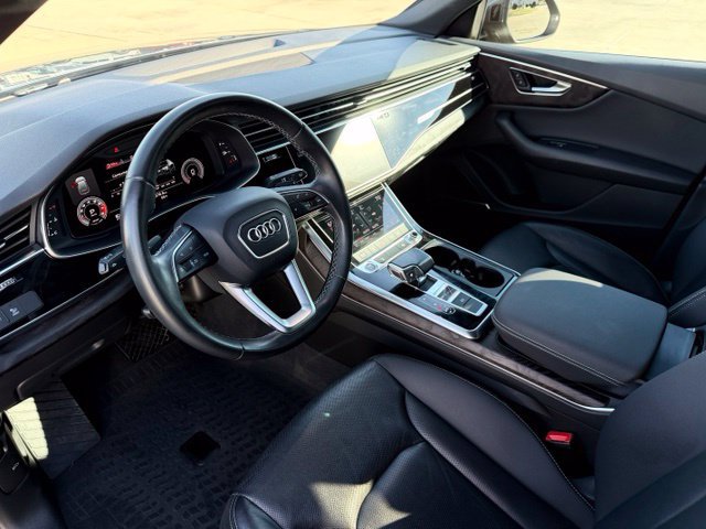 Used 2021 Audi Q8 Premium Plus w/ Premium Plus Package AWD/4WD image 13