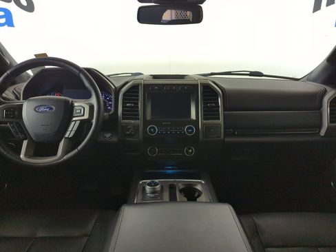 Used 2021 Ford Expedition XLT image 10