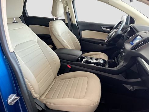 Used 2020 Ford Edge SE FWD image 29