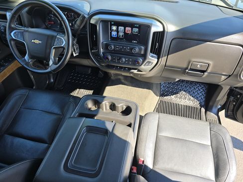 Used 2018 Chevrolet Silverado 1500 LTZ image 23