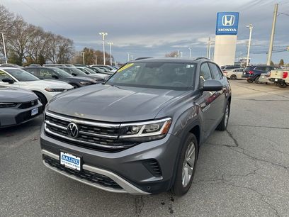 Used 2022 Volkswagen Atlas Cross Sport SE w/ Panoramic Sunroof Package