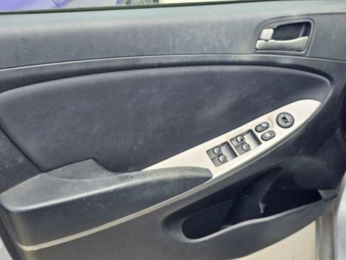 Used 2017 Hyundai Accent SE FWD image 13