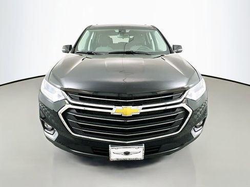 Used 2020 Chevrolet Traverse LT w/ Driver Confidence II Package AWD/4WD image 2