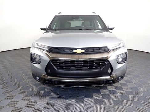 Used 2023 Chevrolet TrailBlazer ACTIV w/ Convenience Package AWD/4WD image 8