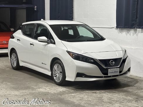 Used 2019 Nissan Leaf S w/ S Charge Package FWD image 1