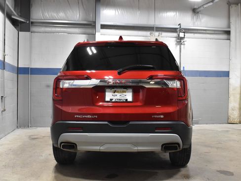Used 2023 GMC Acadia SLT w/ Preferred Package image 29
