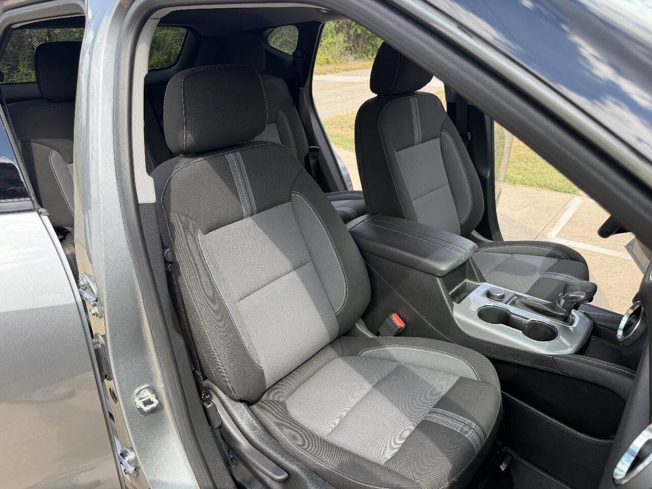 Used 2023 Chevrolet Blazer LT w/ Driver Confidence Package FWD image 23