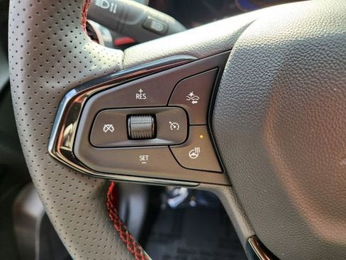 Used 2026 Chevrolet Trax RS w/ Sunroof Package image 30