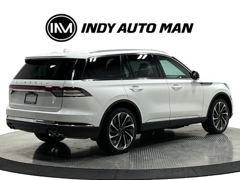 Used 2022 Lincoln Aviator Reserve w/ Equipment Group 201A AWD/4WD image 4