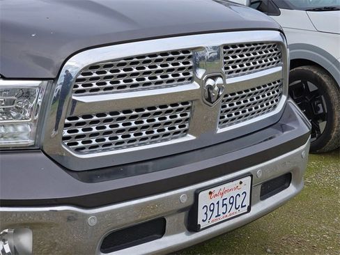 Used 2017 RAM 1500 Laramie w/ Convenience Group image 5