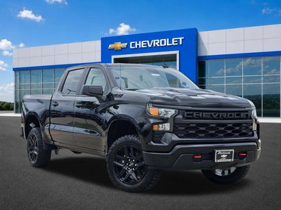 New 2026 Chevrolet Silverado 1500 Custom Trail Boss w/ LPO, Dark Essentials Package