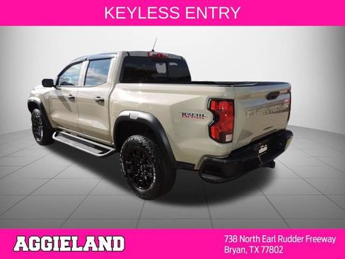 Used 2024 Chevrolet Colorado Trail Boss w/ Advanced Trailering Package AWD/4WD image 6