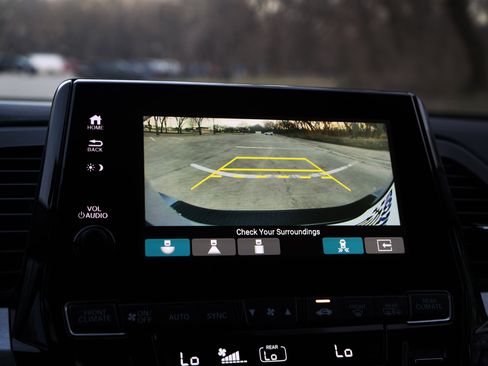 Used 2023 Honda Odyssey Touring image 31