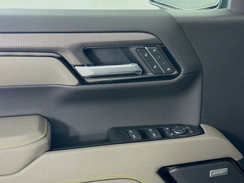 New 2026 Chevrolet Silverado 1500 ZR2 image 20