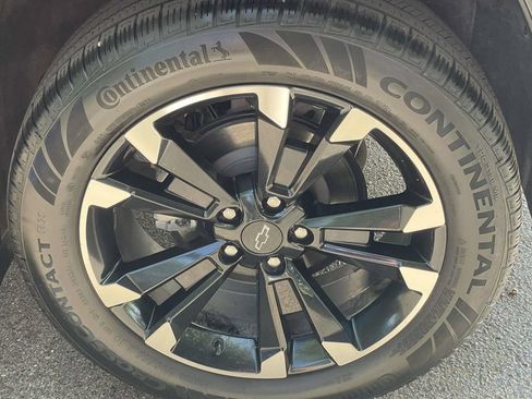 Used 2025 Chevrolet Equinox RS w/ Safety and Technology Package FWD image 7