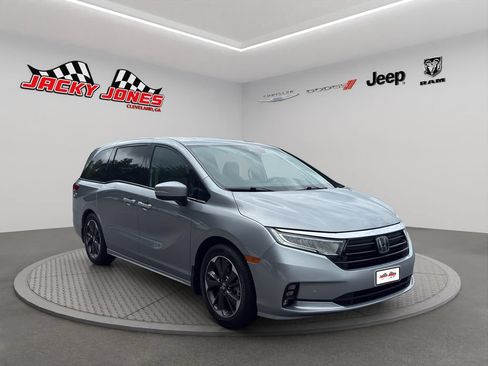 Used 2023 Honda Odyssey Elite image 13