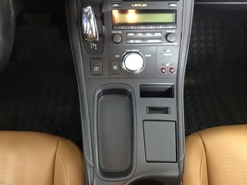 Used 2012 Lexus CT 200h image 12