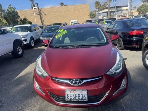 Used 2016 Hyundai Elantra SE w/ Option Group 02 FWD image 3