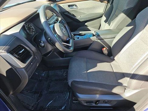 Used 2022 Nissan Rogue SV image 14