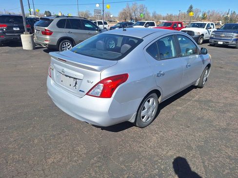 Used 2013 Nissan Versa SV w/ Convenience Pkg image 8