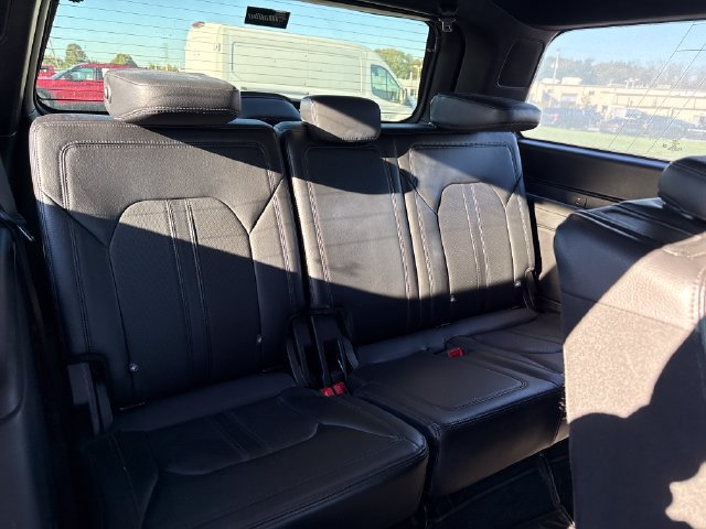 Used 2019 Ford Expedition Limited w/ Equipment Group 302A AWD/4WD image 16