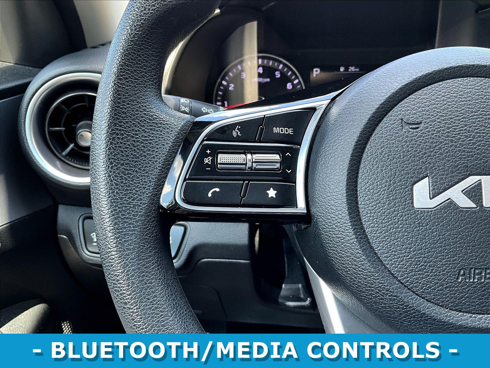 Used 2023 Kia Forte LXS w/ LXS Technology Package FWD image 10