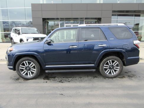 Used 2023 Toyota 4Runner Limited image 3