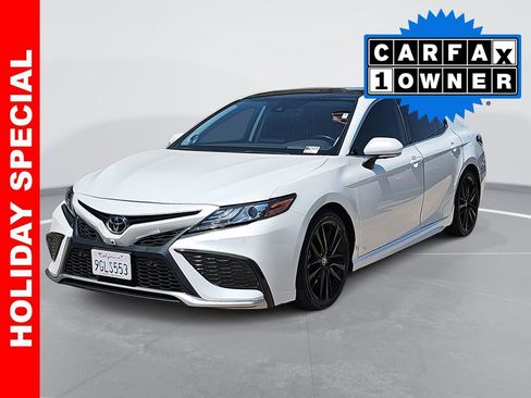 Used 2023 Toyota Camry XSE image 7