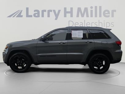 Used 2019 Jeep Grand Cherokee Laredo