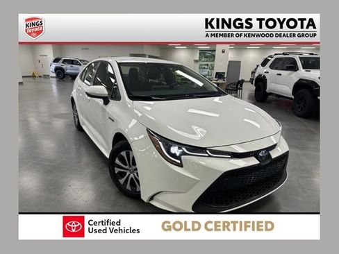 Certified 2020 Toyota Corolla LE FWD image 1