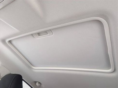 Used 2021 Ford EcoSport SE FWD image 18