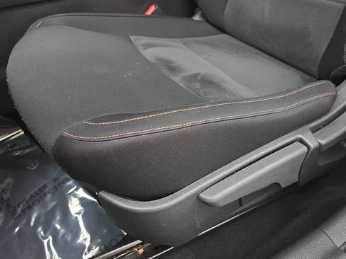 Used 2025 Nissan Sentra SR FWD image 28