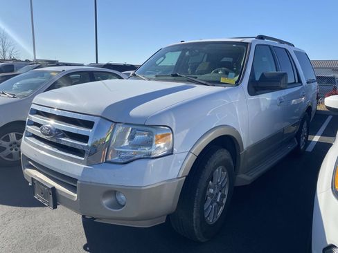 Used 2010 Ford Expedition Eddie Bauer AWD/4WD image 2