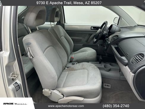 Used 2001 Volkswagen Beetle GL image 24