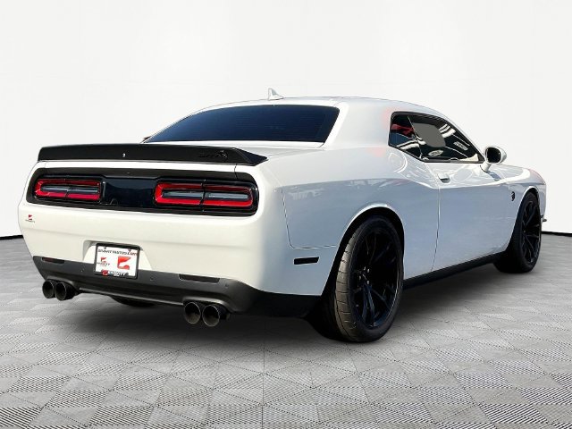 Used 2023 Dodge Challenger SRT Hellcat RWD image 7