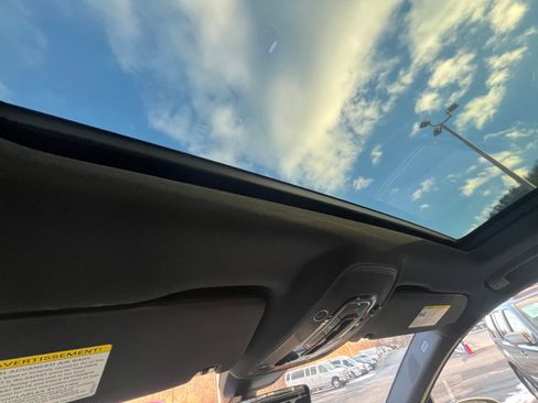 Used 2025 Audi Q7 3.0T Premium Plus image 24