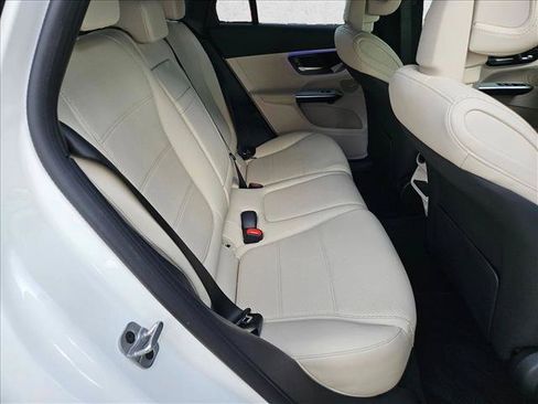 Certified 2026 Mercedes-Benz GLC 300 image 19