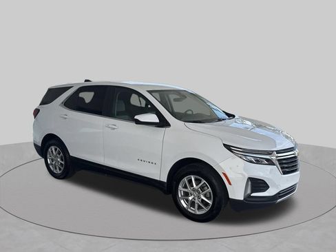 Used 2024 Chevrolet Equinox LT FWD image 13