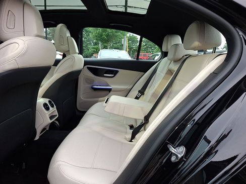 Used 2023 Mercedes-Benz C 300 4MATIC Sedan w/ Exclusive Trim Package image 10