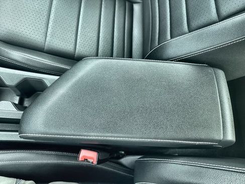 Used 2024 Volkswagen Jetta SE FWD image 20