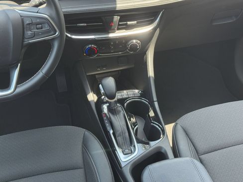 Used 2025 Buick Encore GX Preferred AWD/4WD image 35