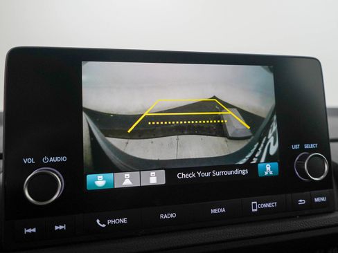 Used 2025 Honda CR-V EX image 27