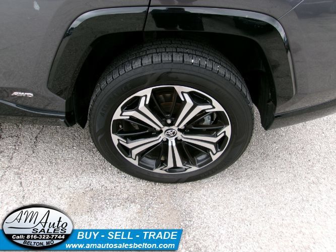 Used 2023 Toyota RAV4 XSE AWD/4WD image 22